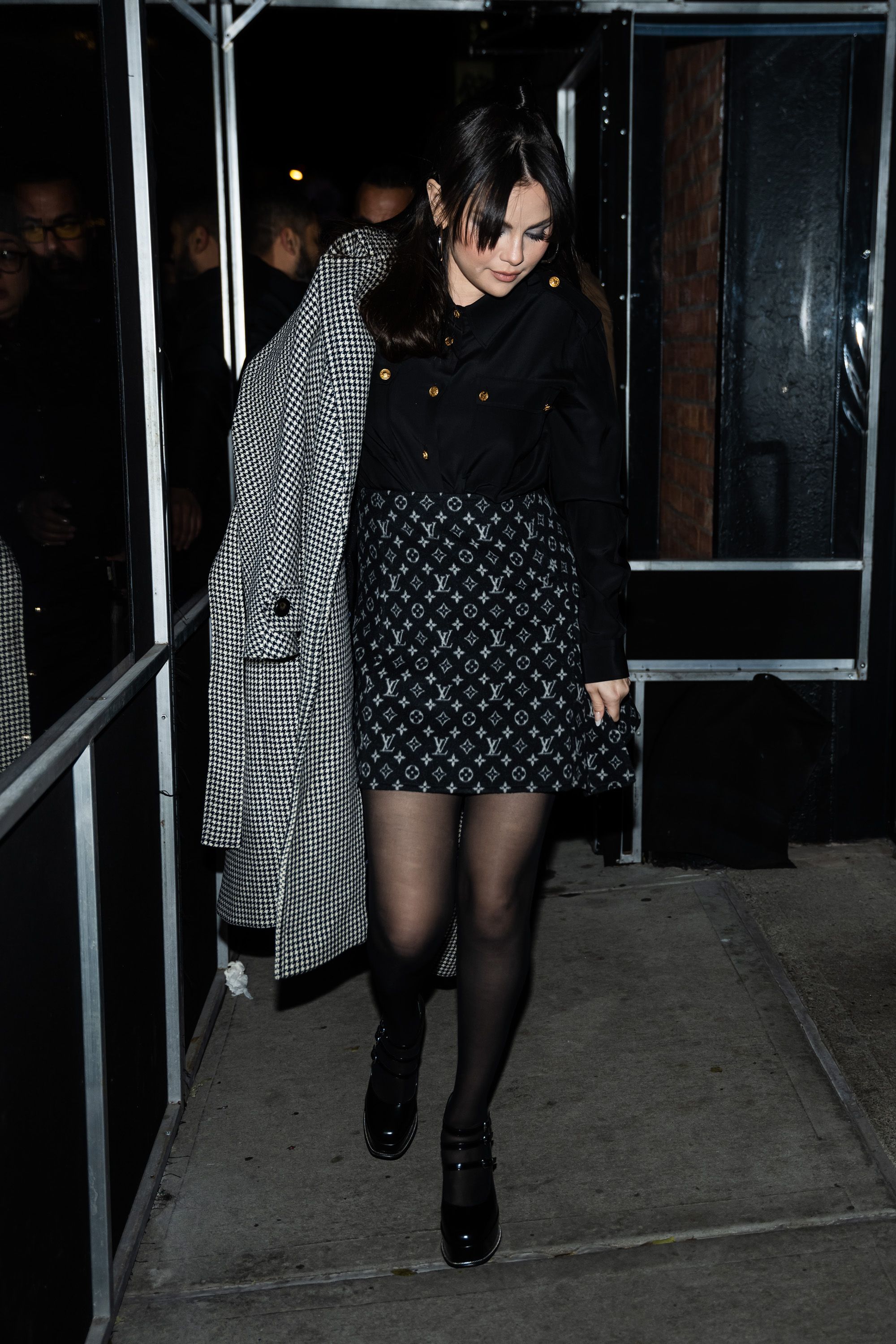 2000px x 3000px - Selena Gomez Wears Miniskirt and Houndstooth Coat in NYC