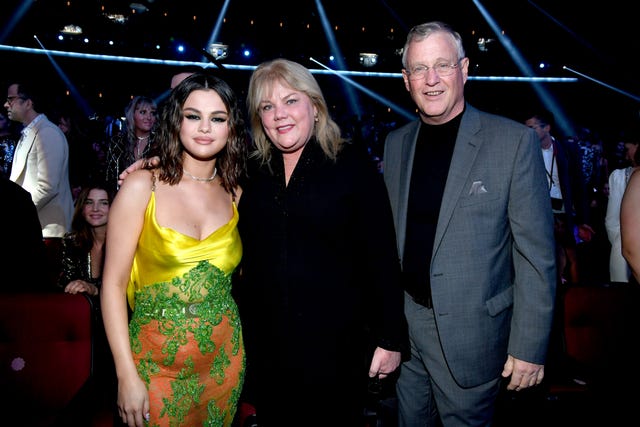 What To Know About Taylor Swift's Parents, Scott And Andrea Swift