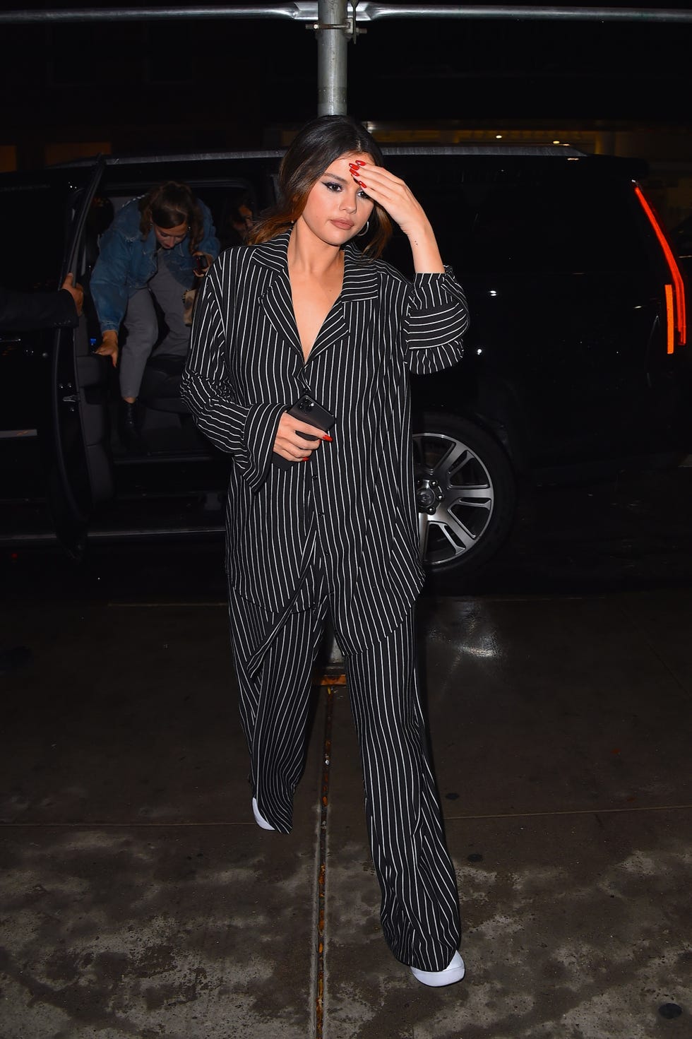 Selena Gomez Style Pictures - Fashion Photos of Selena Gomez