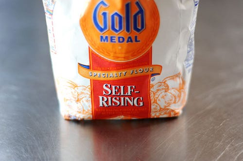 5 Best Baking Soda Substitutes - What's the Best Substitute for Baking Soda?