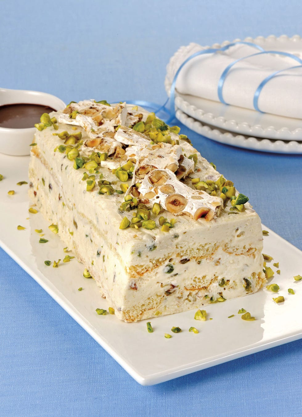 semifrío de turrón y pistachos