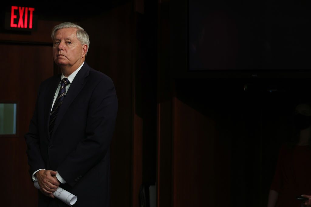 lindsay graham loos weird while working on covid19 relief bill