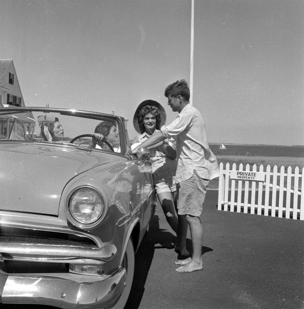 senator kennedy goes a courting