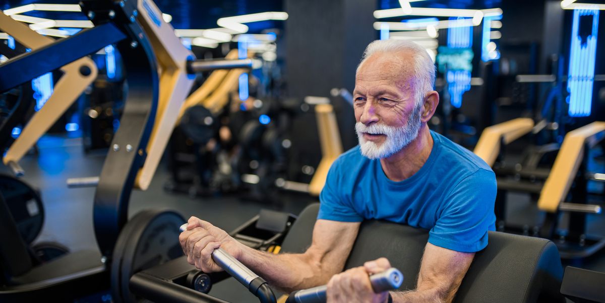 How Many Sets Are Best for Older Lifters?
