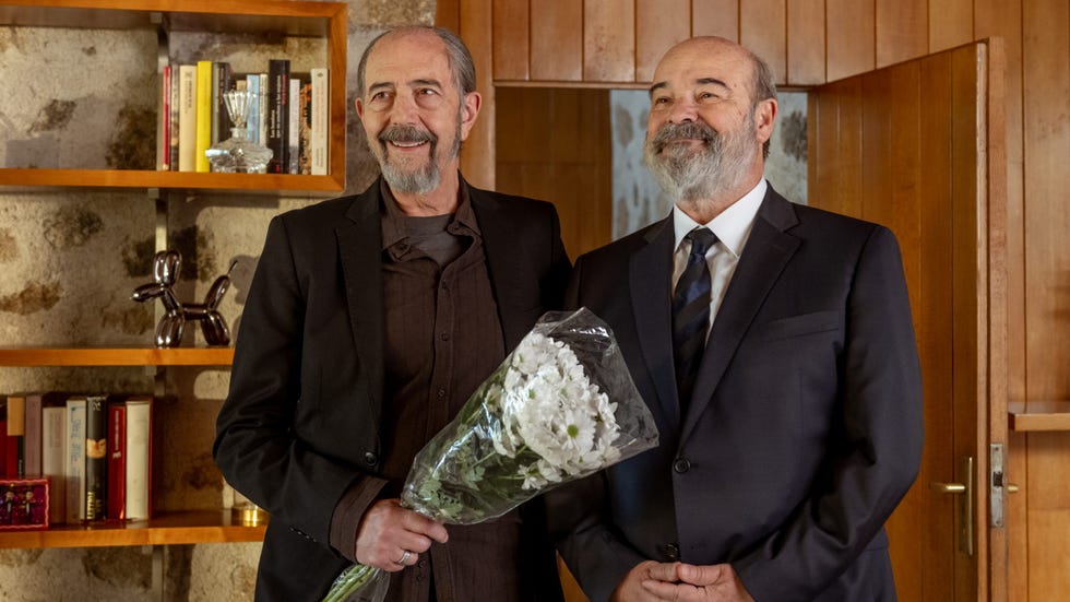 la serie de estreno sentimos las molestias