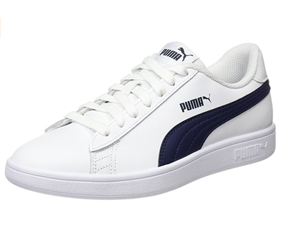 Shoe, Footwear, White, Sneakers, Walking shoe, Product, Outdoor shoe, Skate shoe, Athletic shoe, Tennis shoe, 