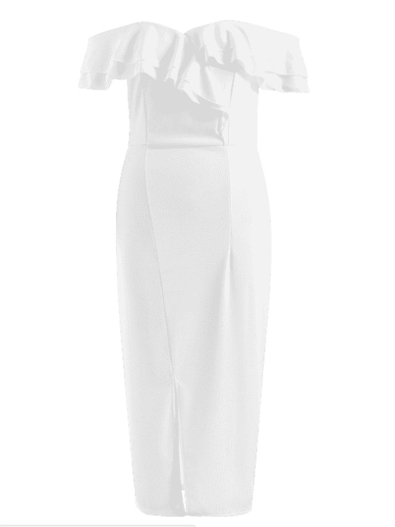 White, Clothing, Dress, Shoulder, Joint, Formal wear, Cocktail dress, Neck, Sleeve, Trousers, 