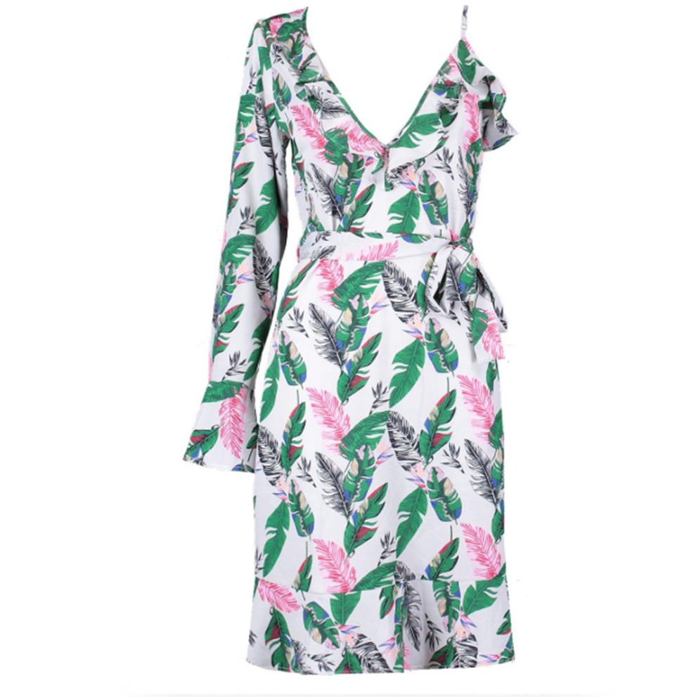 Clothing, Day dress, Dress, Green, Cocktail dress, Aqua, Neck, Sleeve, Cover-up, Plant, 