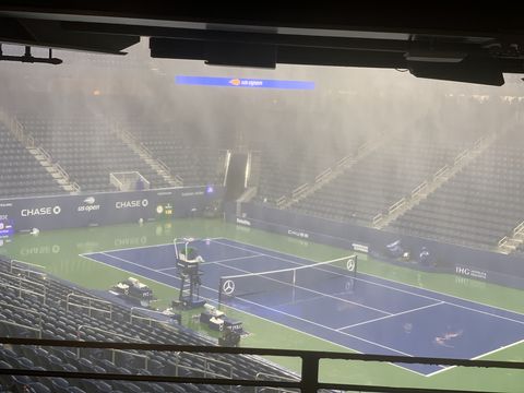 storm in new york kerber match at us open postponed