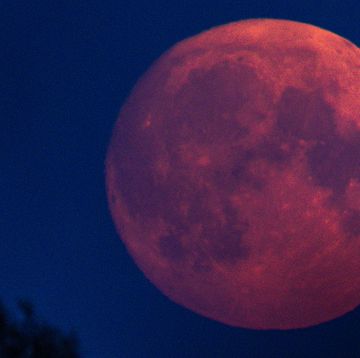 red moon