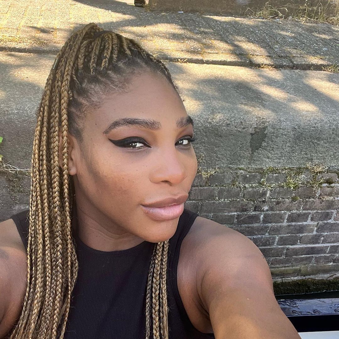 Serena Williams showcases her baby bump in two-piece Gucci ensemble Sh