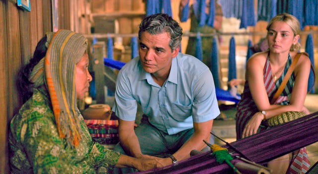 wagner moura y ana de armas en una escena de la película 'sergio' sobre el diplomático de la onu sergio vieira