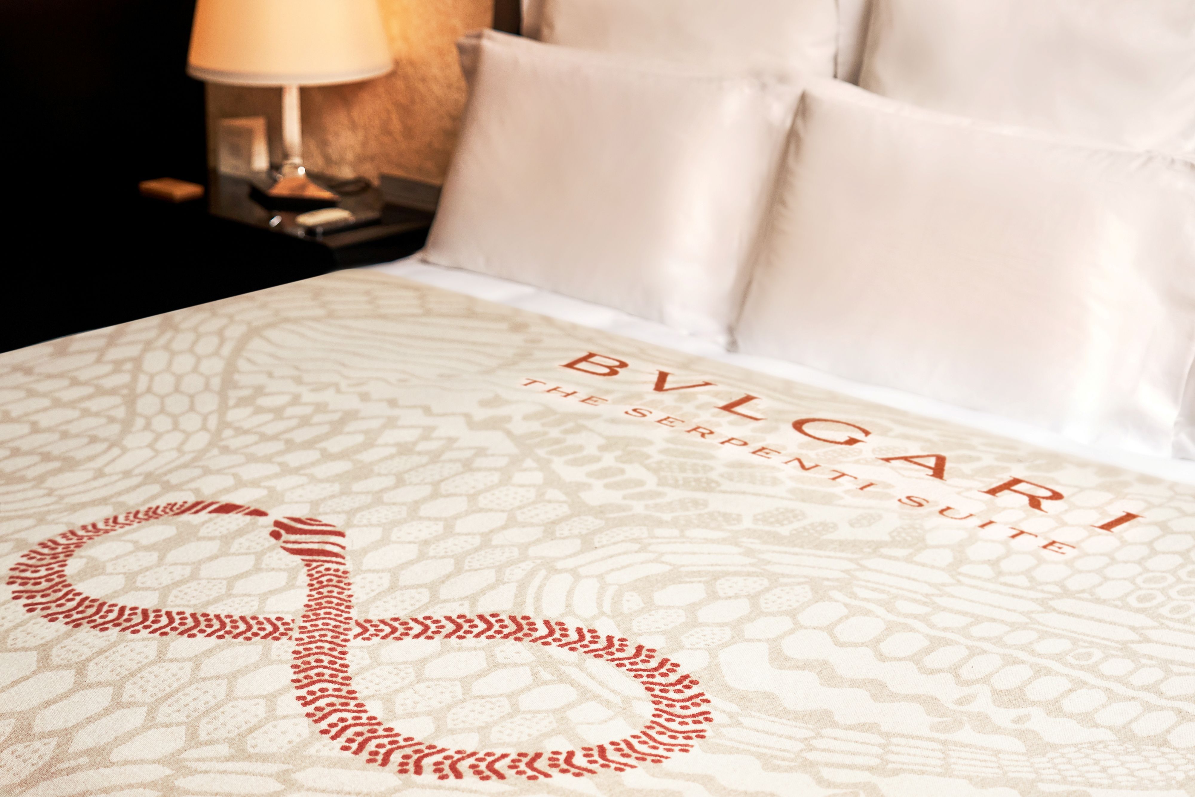 すず BVLGARI Hotel 限定品 ブルガリ ホテルズ & リゾーツが永遠のアイコンにオマージュ