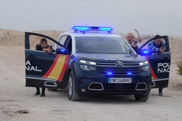 servir y proteger operativo