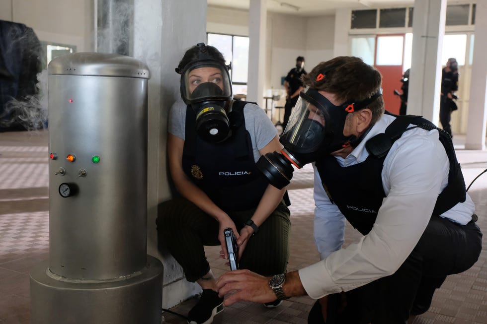 servir y proteger