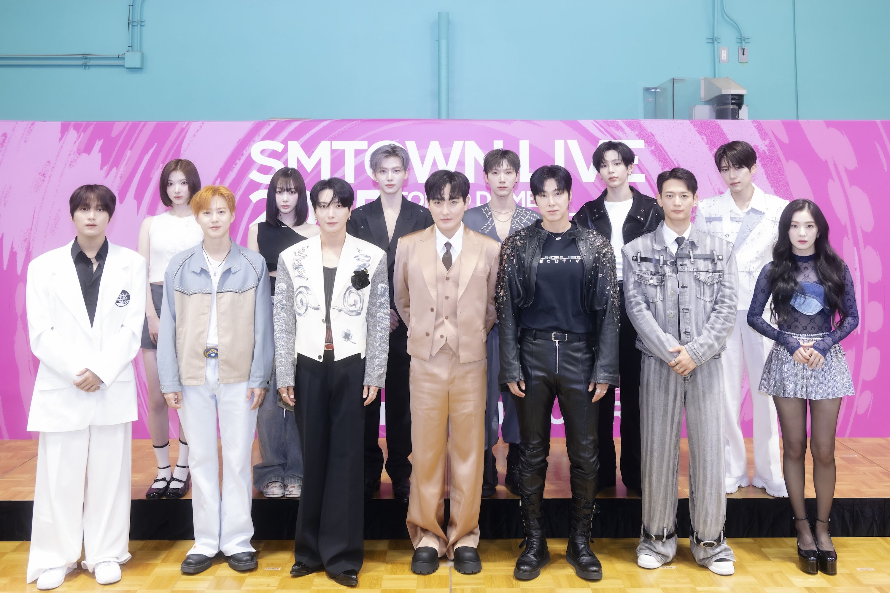EXO チャンヨル super star smtown 7周年 当選品 東方神起やaespa(エスパ)らが表現する圧倒的な世界観！凄まじい