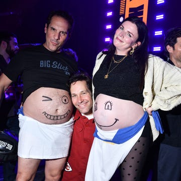 Seth Herzog, Paul Rudd and Aisling Bea, Big Slick Party seth herzog, paul rudd and aisling bea with her baby bump, big slick party