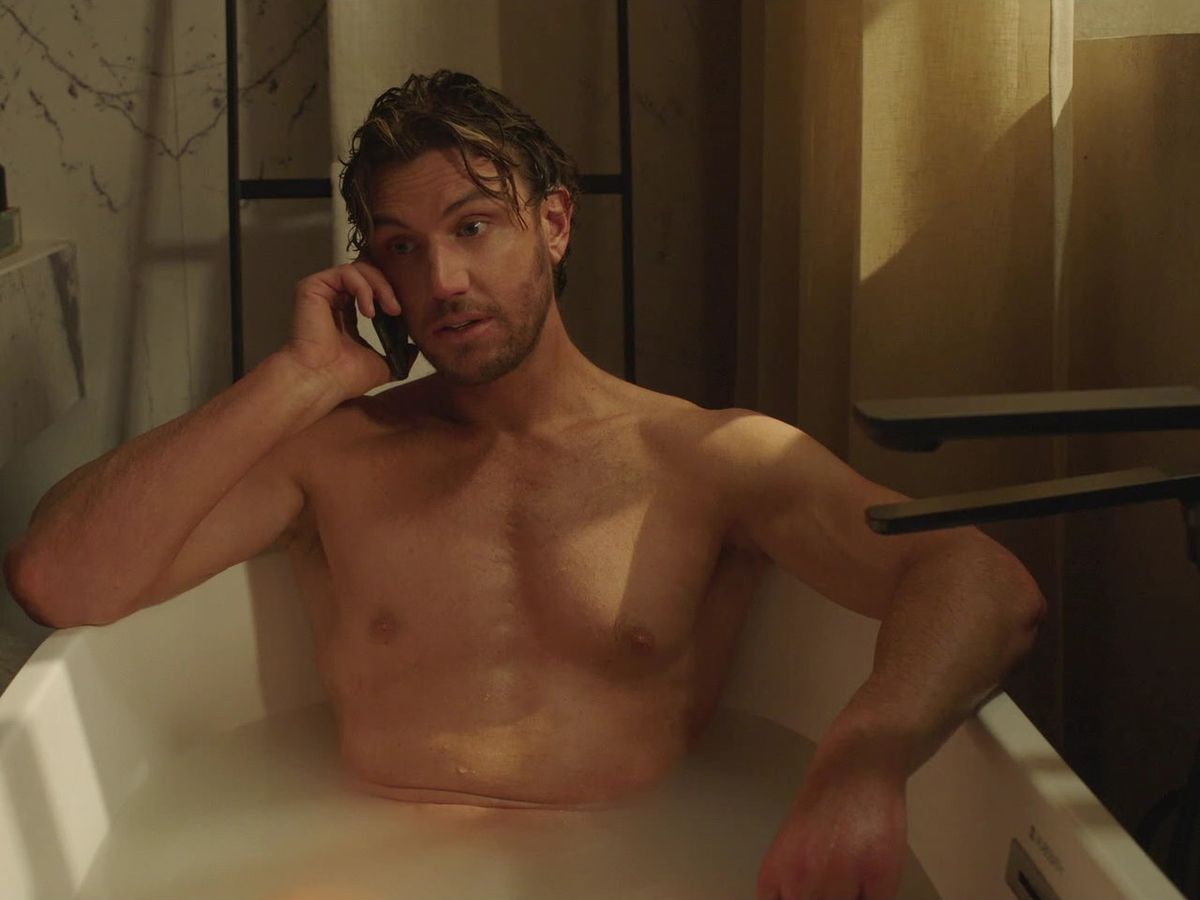 'Sex/Life' Shower Scene Reactions - Best Tweets About 'Sex/Life' Brad's  Penis