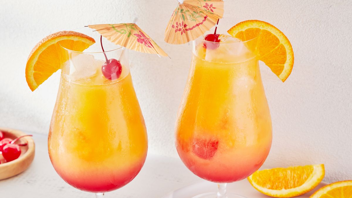 preview for A Sex On The Beach Is The Cocktail We Crave All Summer Long