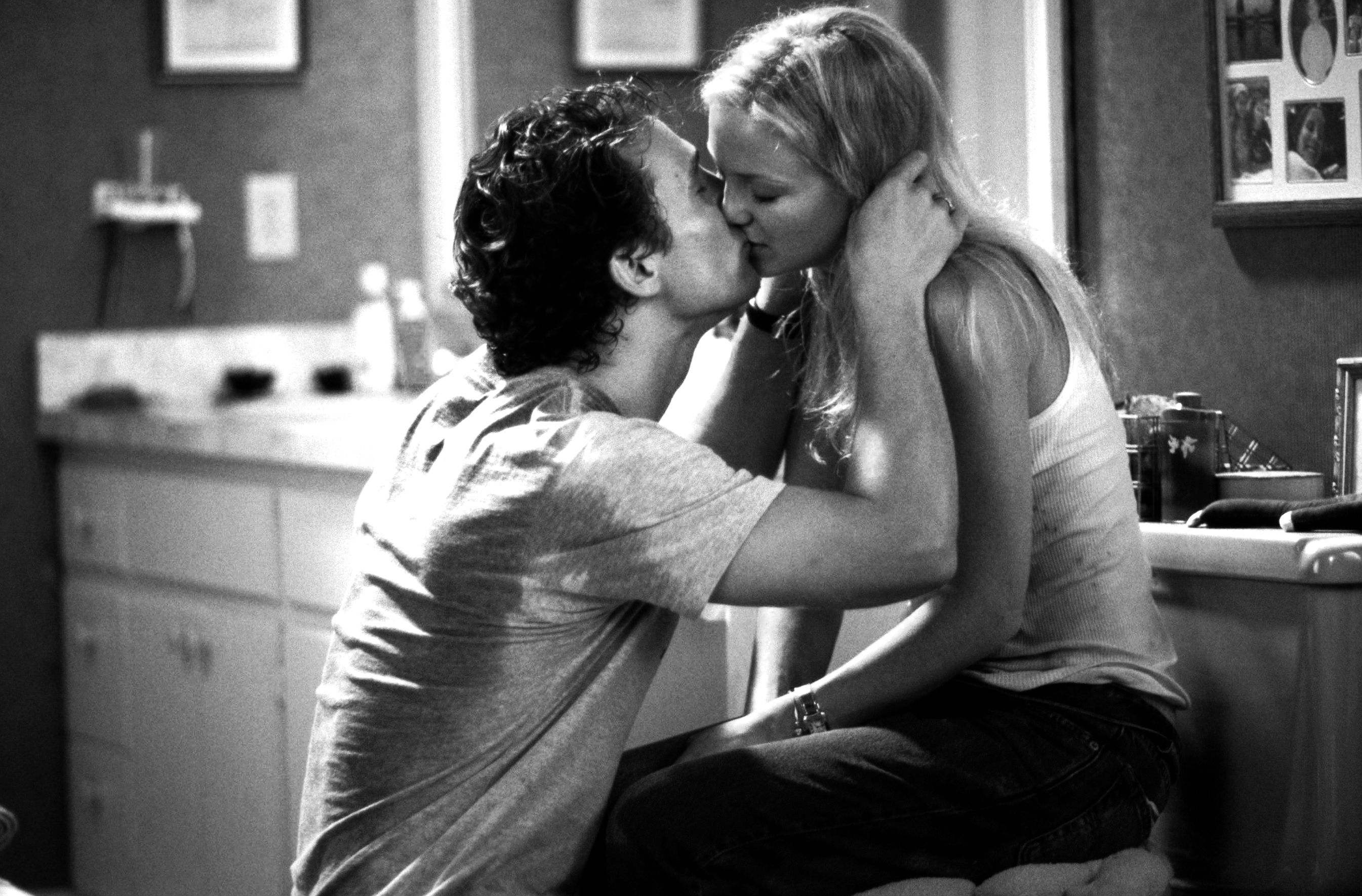 50 Sexiest Kisses From Movies - Sexiest Kissing Scenes Ever