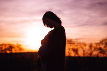 silhouette of pregnant woman