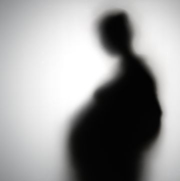 shadow blur pregnant women
