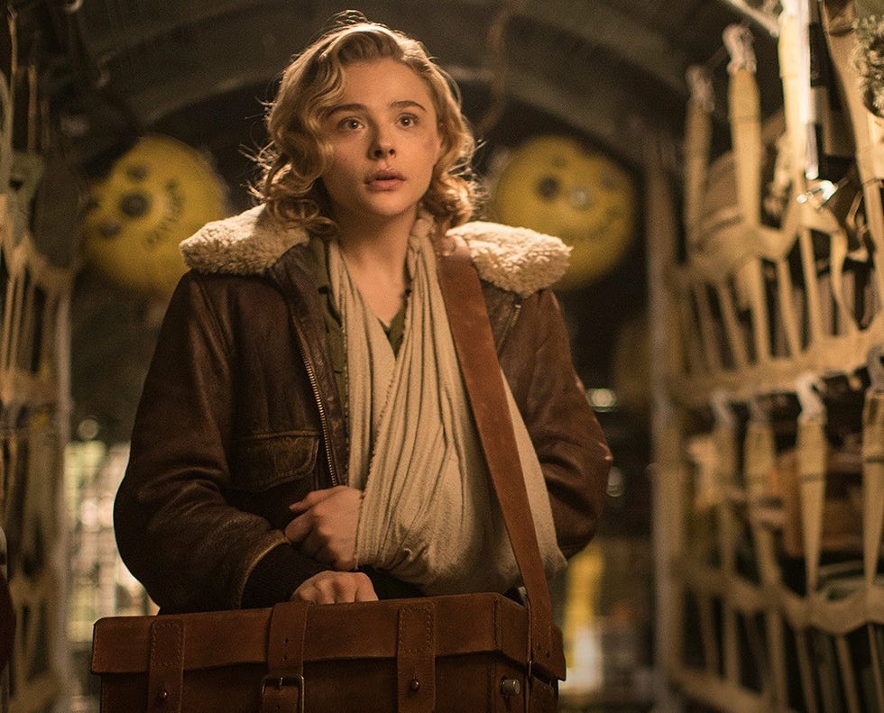 Shadow in the Cloud' review: Chloë Grace Moretz, action hero - Los