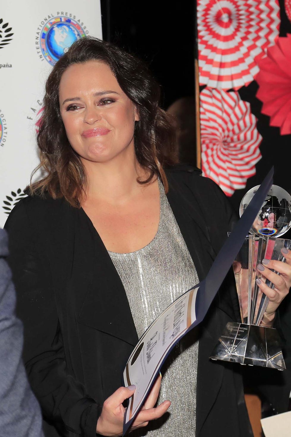 Shaila Dúrcal dedo accidente Premios Máximo Orgullo Hispano