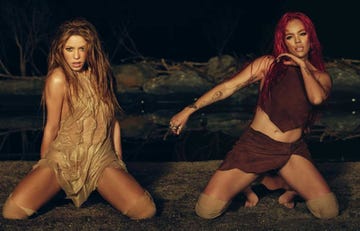 analizamos la letra de ‘tqg’, de shakira y karol g
