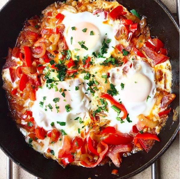 Dish, Food, Cuisine, Ingredient, Fried egg, Poached egg, Meal, Breakfast, Produce, Meat, 