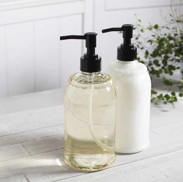 shampoo bottle image of bath time