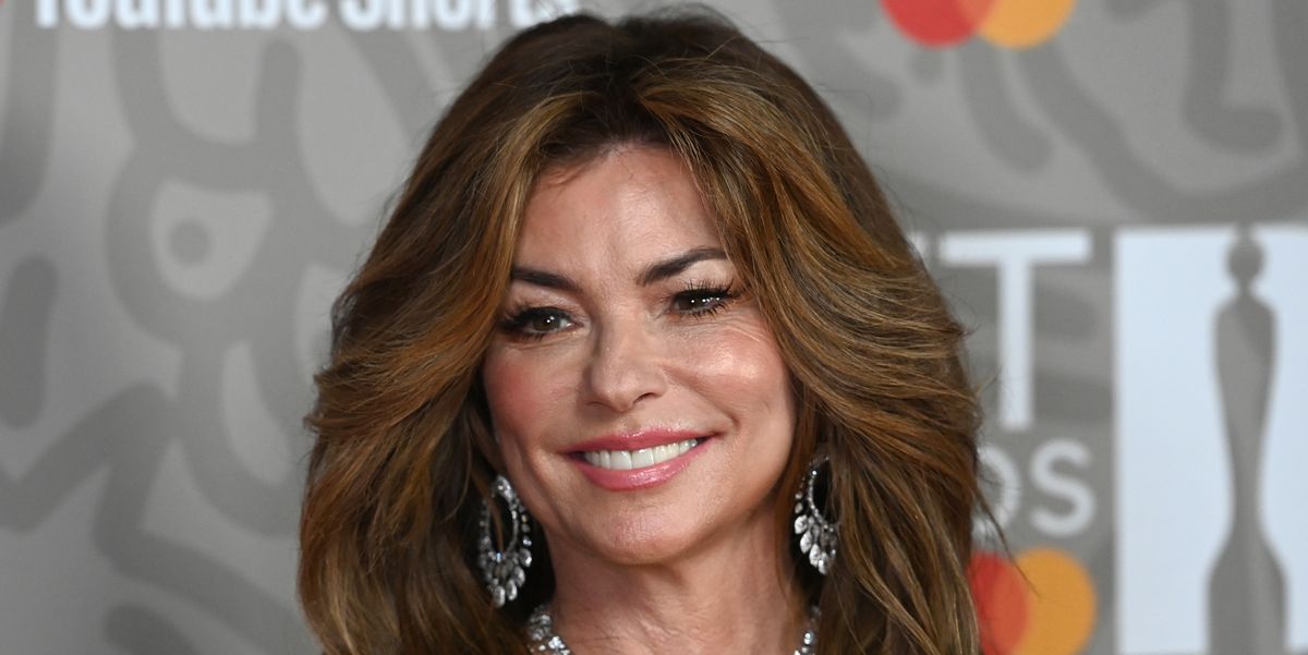 Shania Twain Wears Sky-High Boots and Body Suit and Fans Lose It