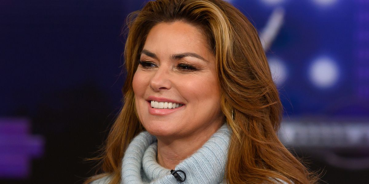 Shania Twain Just Debuted a Jaw-Dropping Look and Fans Are Loving It