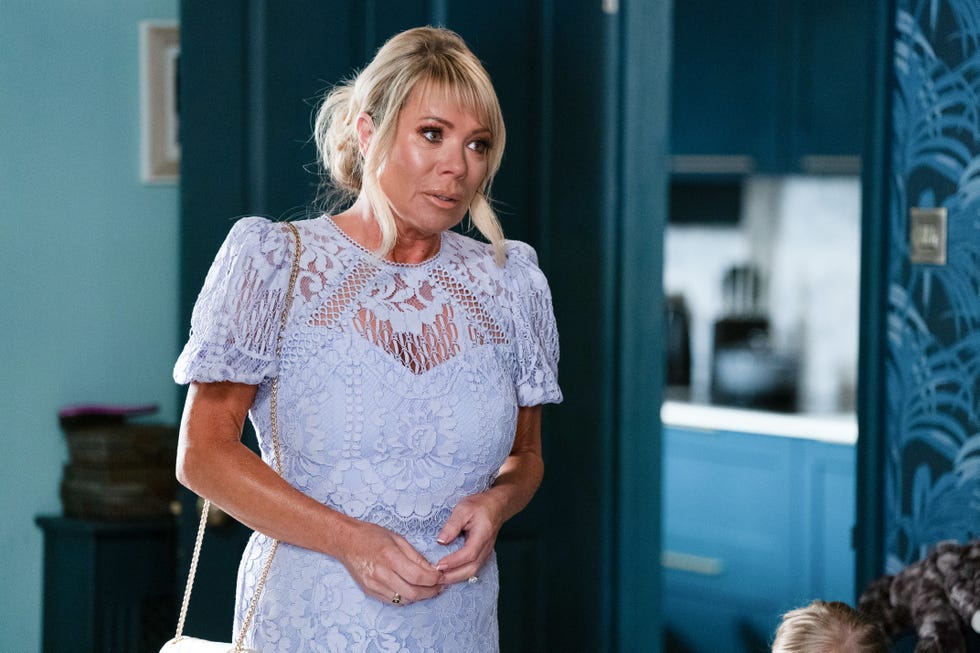 EastEnders - Sharon to support Lisa in Keanu story