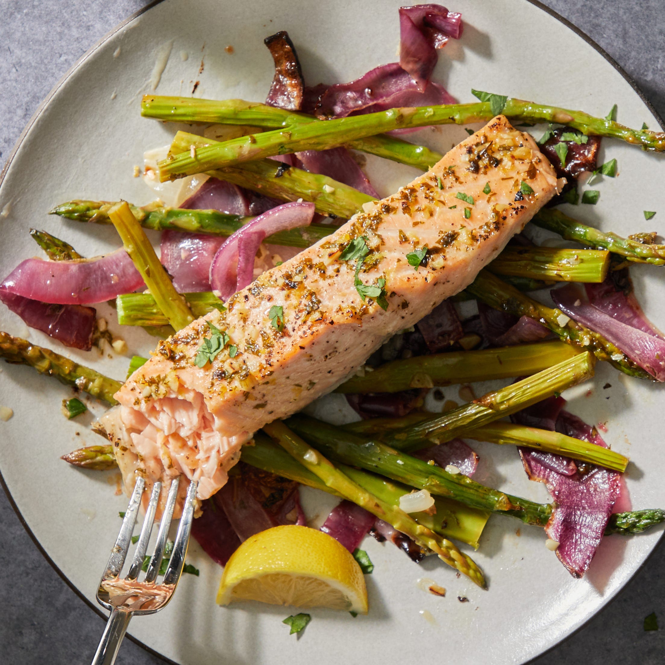 Best Garlic Butter Salmon & Asparagus - How To Make Garlic Butter ...