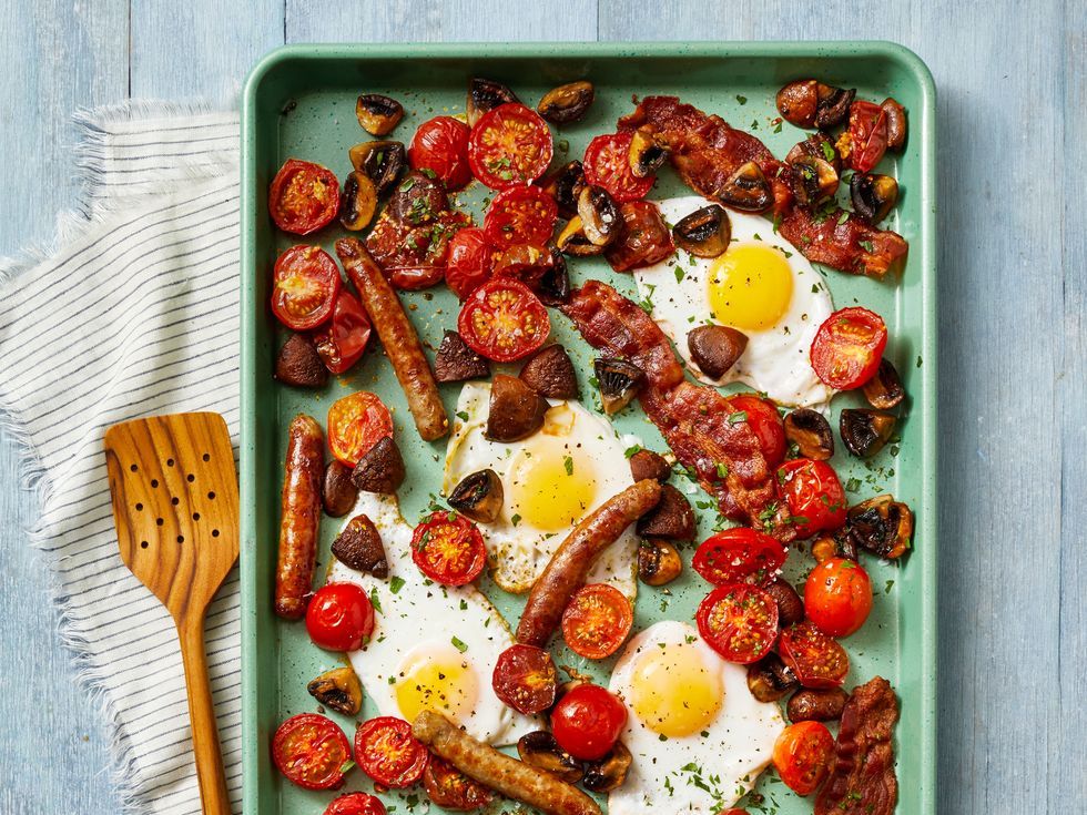 Best Sheet Pan Sausage & Egg Breakfast Bake Recipe - How To Make