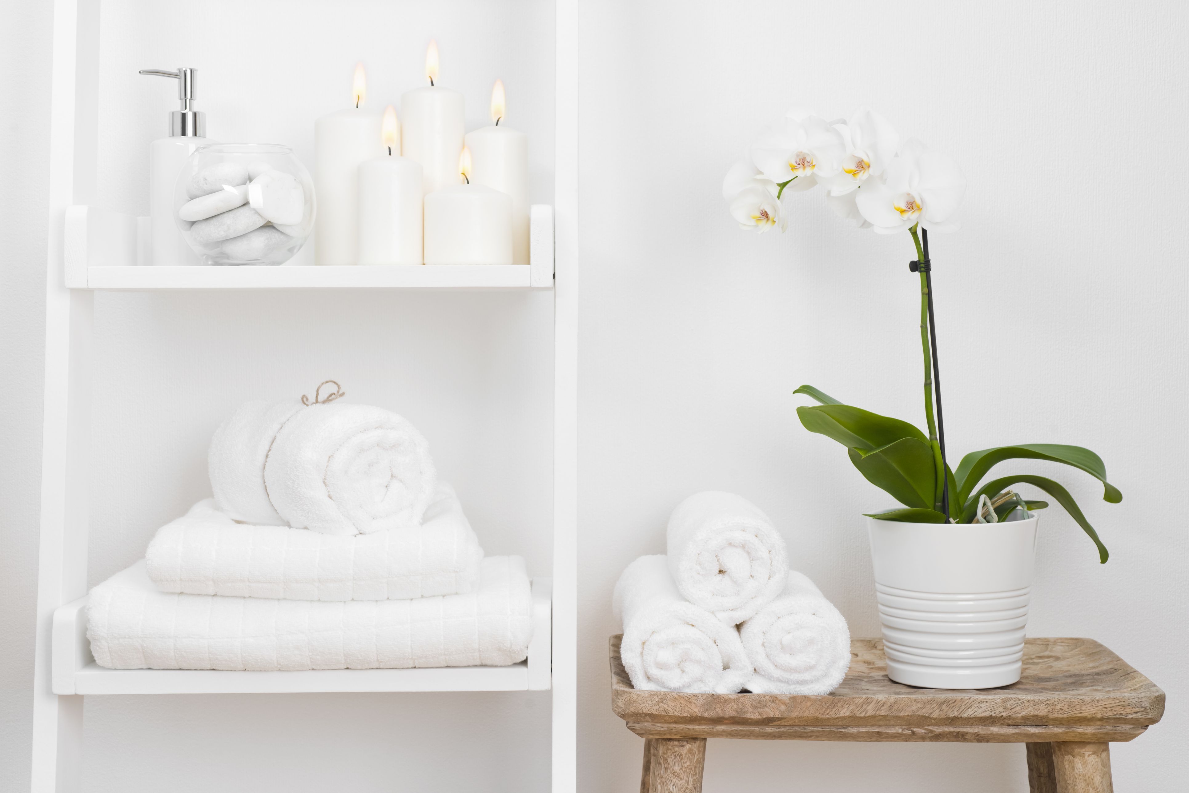 Bath Sheet vs. Bath Towel: What's the Difference? - Review by Old House  Journal