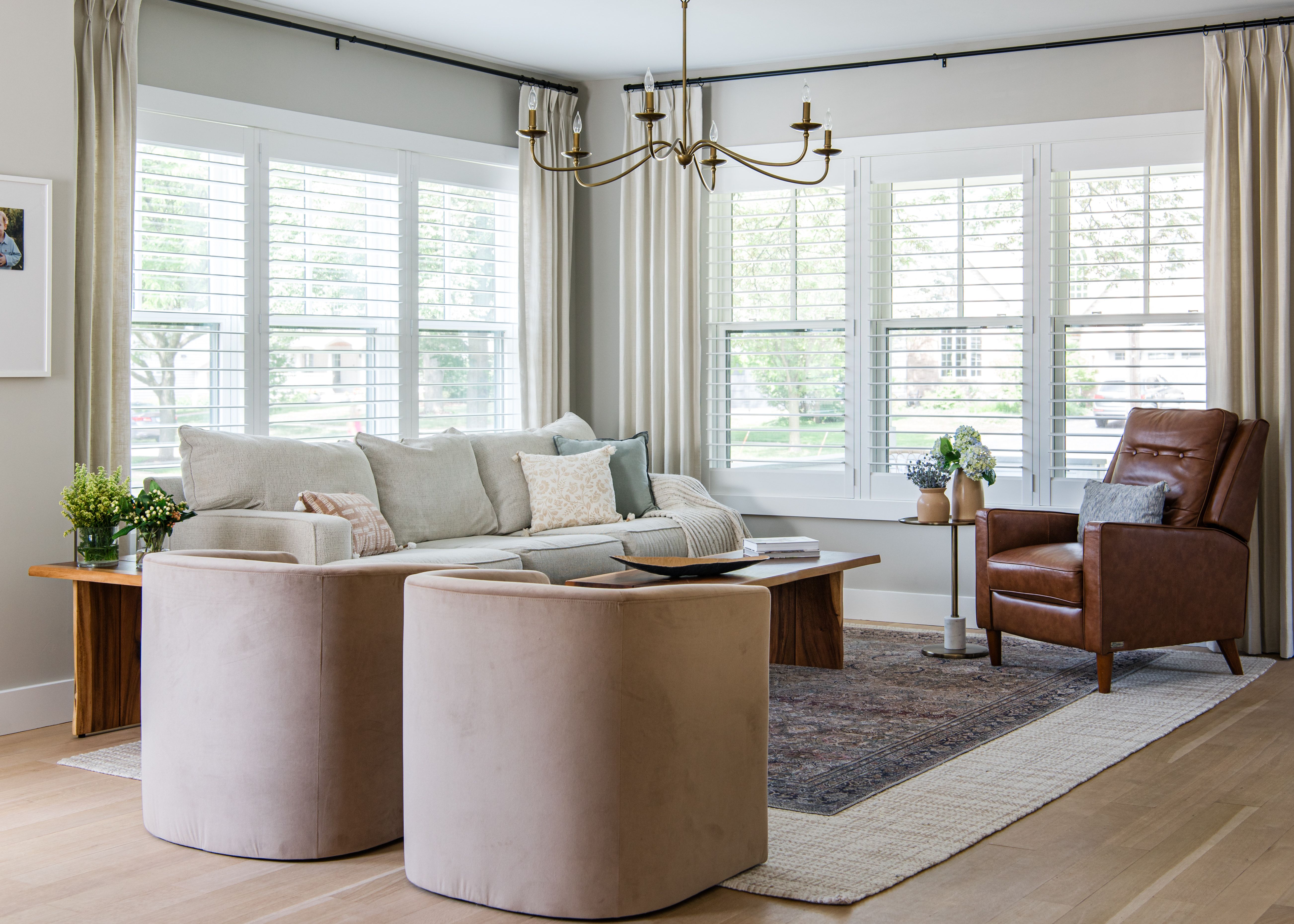 30 Beautiful Living Room Curtain Ideas And Window Treatments