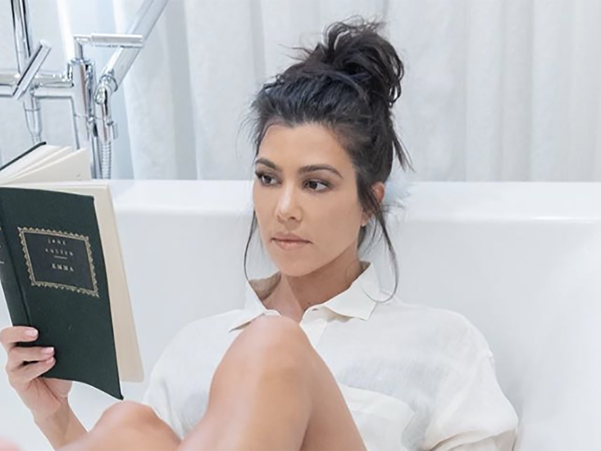 Kourtney Kardashian Feels Most Beautiful After A Bath When She S Barefaced Just Natural Me