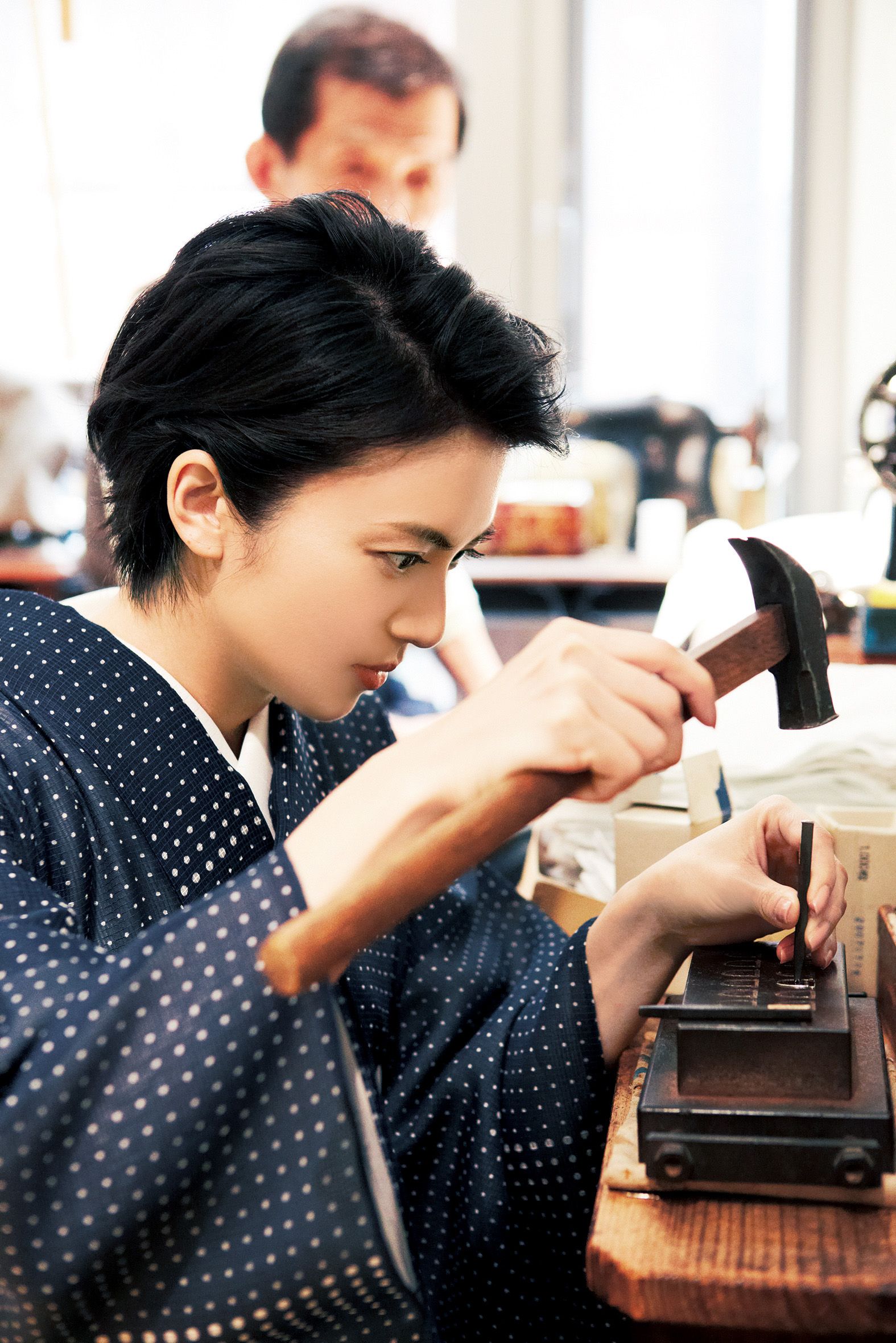 柴咲コウさん、着物のお誂えに挑戦。痛くない足袋を作りに「銀座むさし