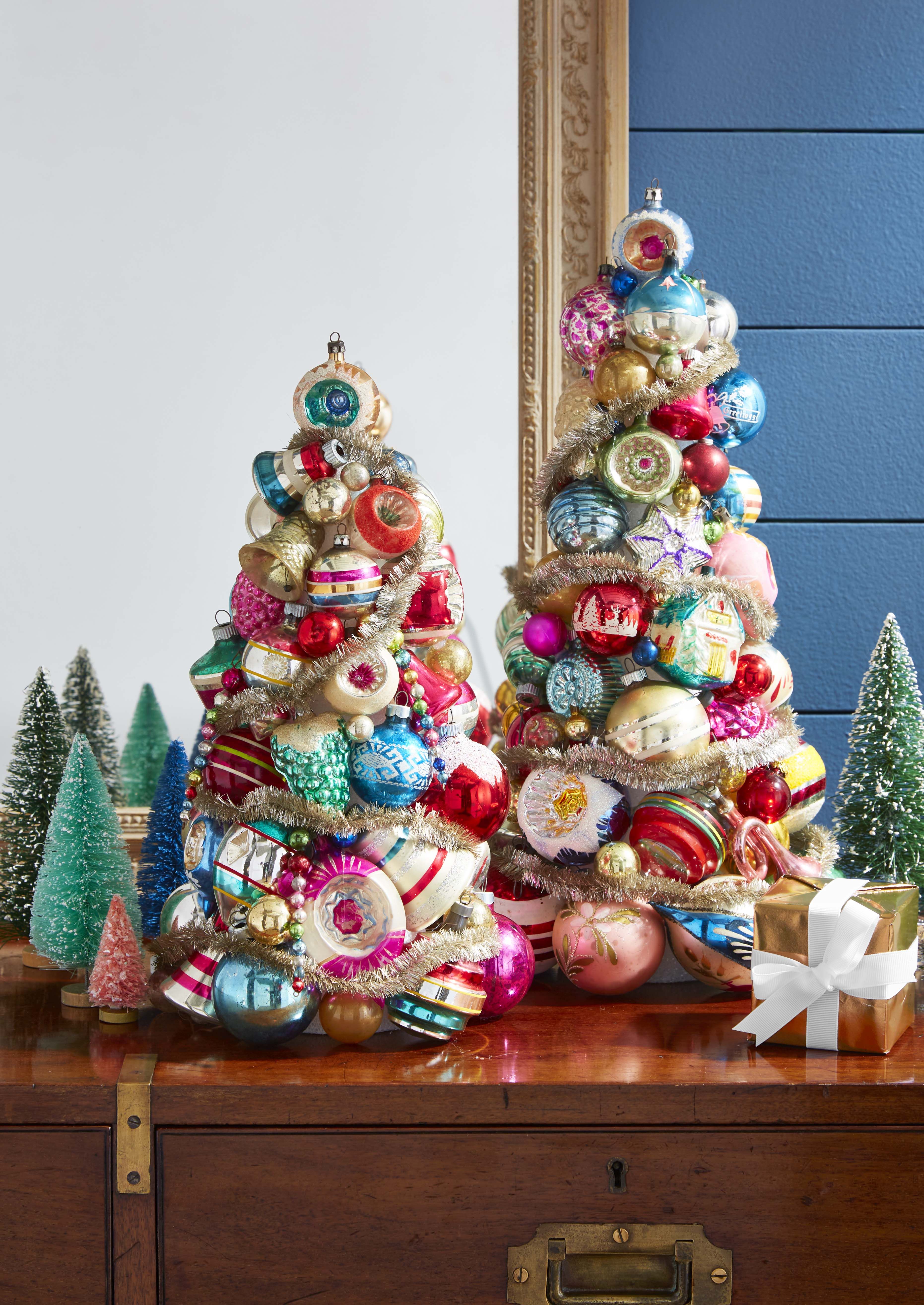 Ornaments, Christmas Tree Decorations