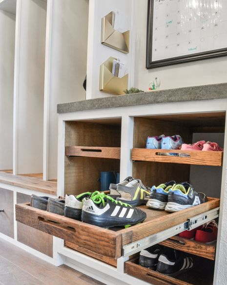 Built In Shoe Shelves Design Ideas