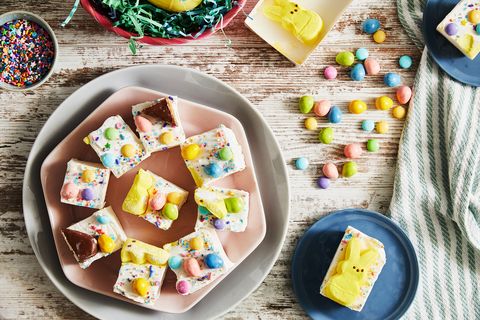 vanilla marshmallows with easter candy