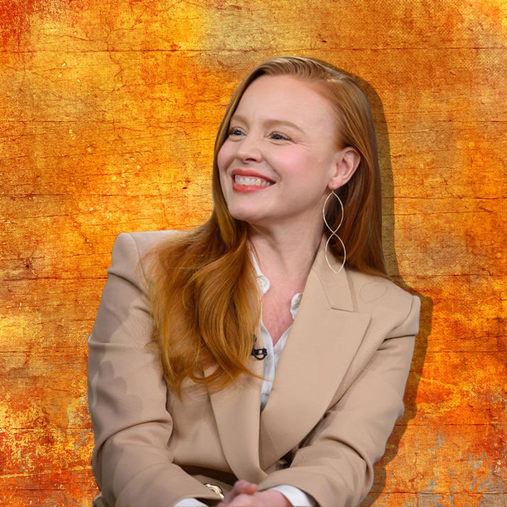 Lauren Ambrose Embraces the Challenges of Motherhood and Horror in Servant image photo