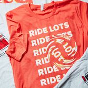 bicycling's ride lots tshirt in coral