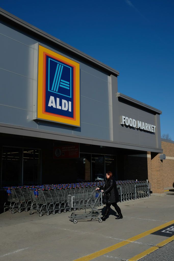 https://hips.hearstapps.com/hmg-prod/images/shopper-arrives-at-an-aldi-discount-grocery-store-on-news-photo-901462850-1537296890.jpg