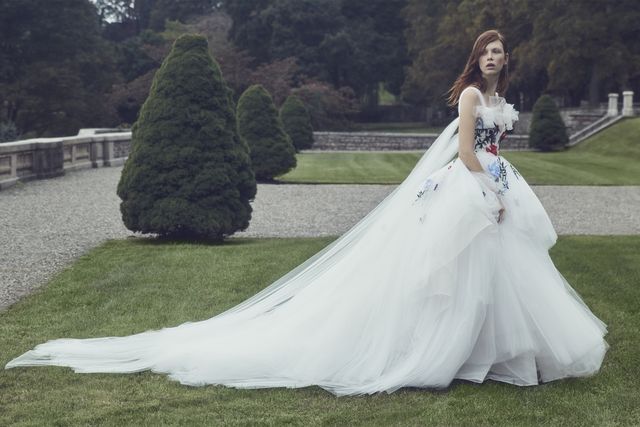 80+ Best Wedding Dresses Fall 2019 - Top Autumn Bridal Runway Looks
