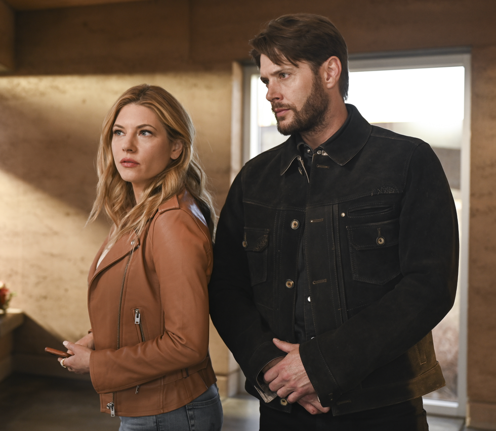 katheryn winnick as jenny hoyt and jensen ackles as beau arlen in 'big sky'