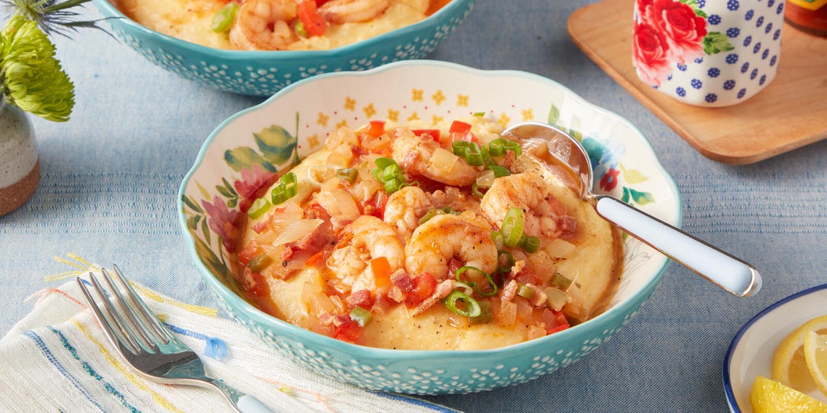 Shrimp and Grits [www.thepioneerwoman.com]