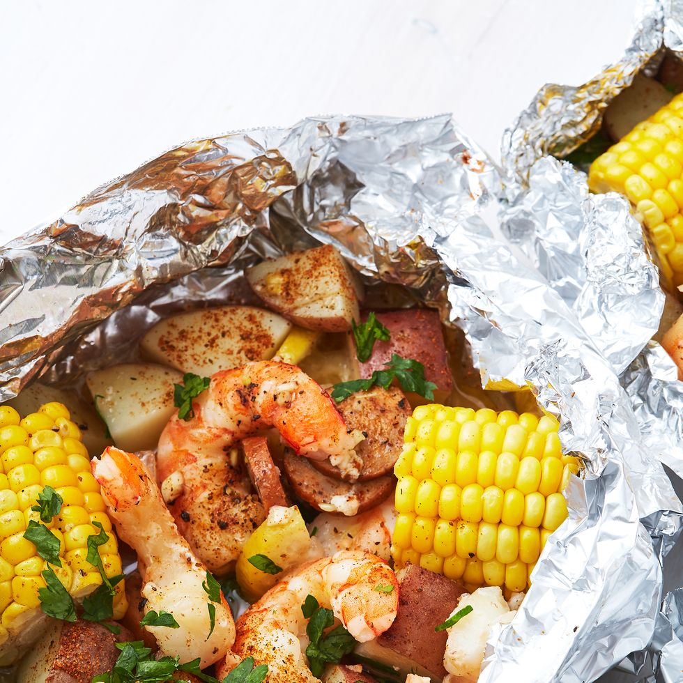 grilled shrimp foil packets with corn and potatoes